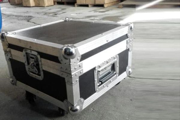 Hire EL5000RGBPRO - 5W RGB Full Colour Animation Laser. ILDA, RJ45, 30K Scanner - Road case included, in Beresfield, NSW
